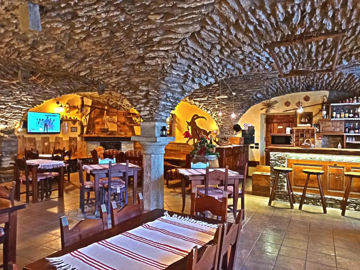 Etoile Des Neiges Sauze D'Oulx Exterior foto